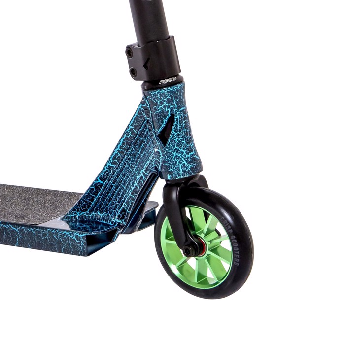 Crisp Ultima 5.0 Scooter - Blue & Green Cracking/Black Crisp Ultima 5.0 Patini - Blue & Green Cracking/Black