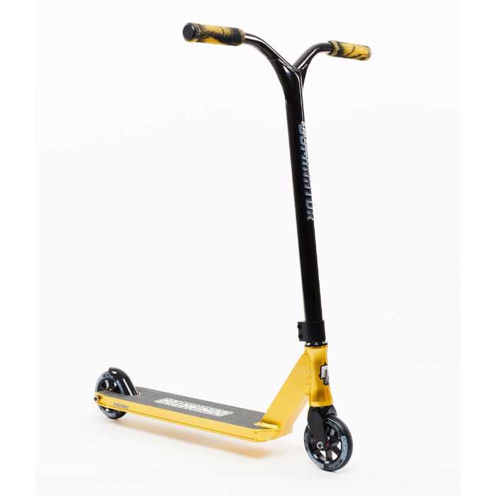 Dominator Airborne Scooter - Gold/Black Dominator Airborne Patini - Xruso/Mavro
