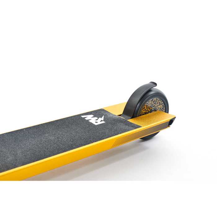 Nitro Circus RW Signature 560 Scooter - Ano Gold/Gloss Black Nitro Circus RW Signature 560 Patini - Ano Gold/Gloss Black