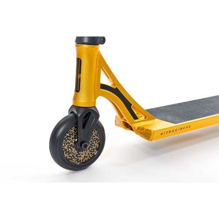 Nitro Circus RW Signature 560 Scooter - Ano Gold/Gloss Black Nitro Circus RW Signature 560 Patini - Ano Gold/Gloss Black
